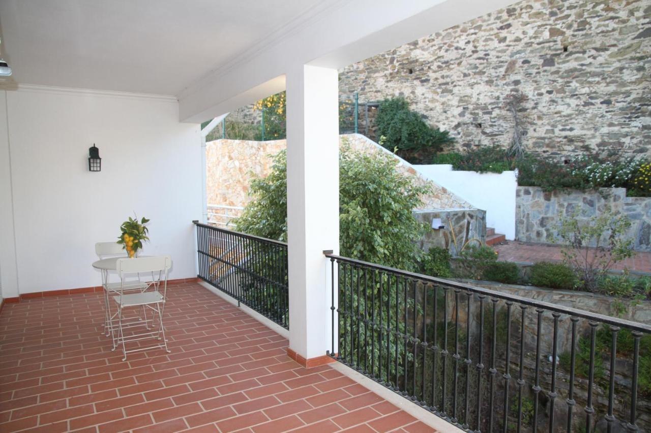 Апартаменты Turismo Guadiana - Casas Мертола Экстерьер фото